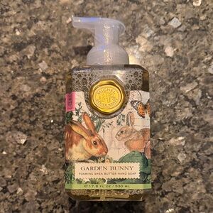 Michel Design Works Garden Bunny Foaming Hand Soap